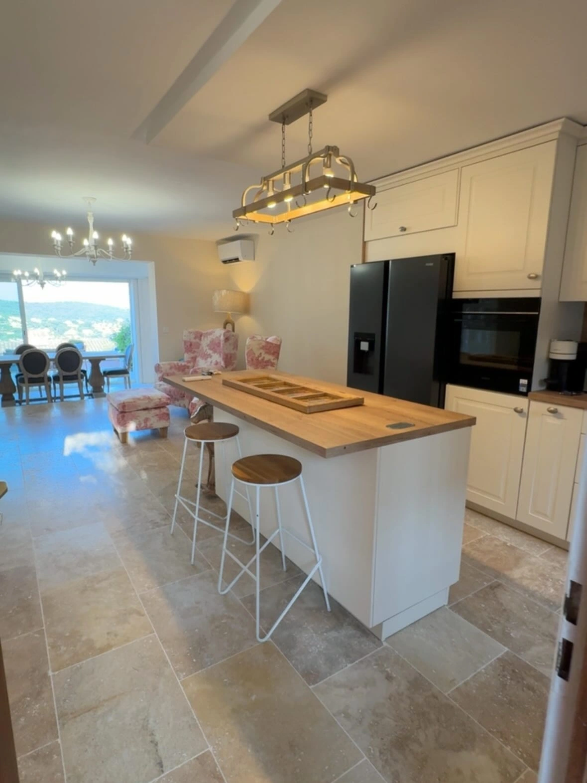 Rénovation complète maison avec cuisine moderne sur mesure - Var