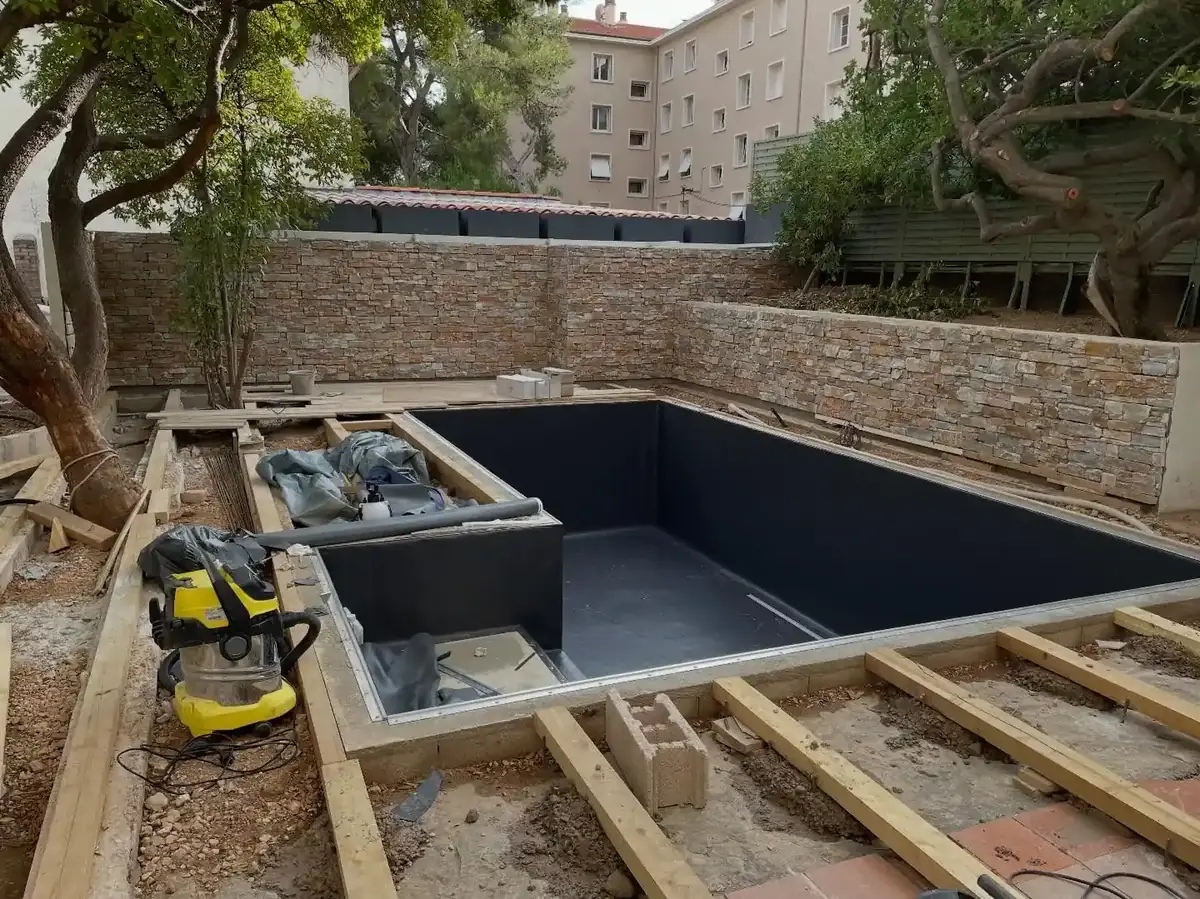 Rénovation extérieure : Création de piscine, Toulon
