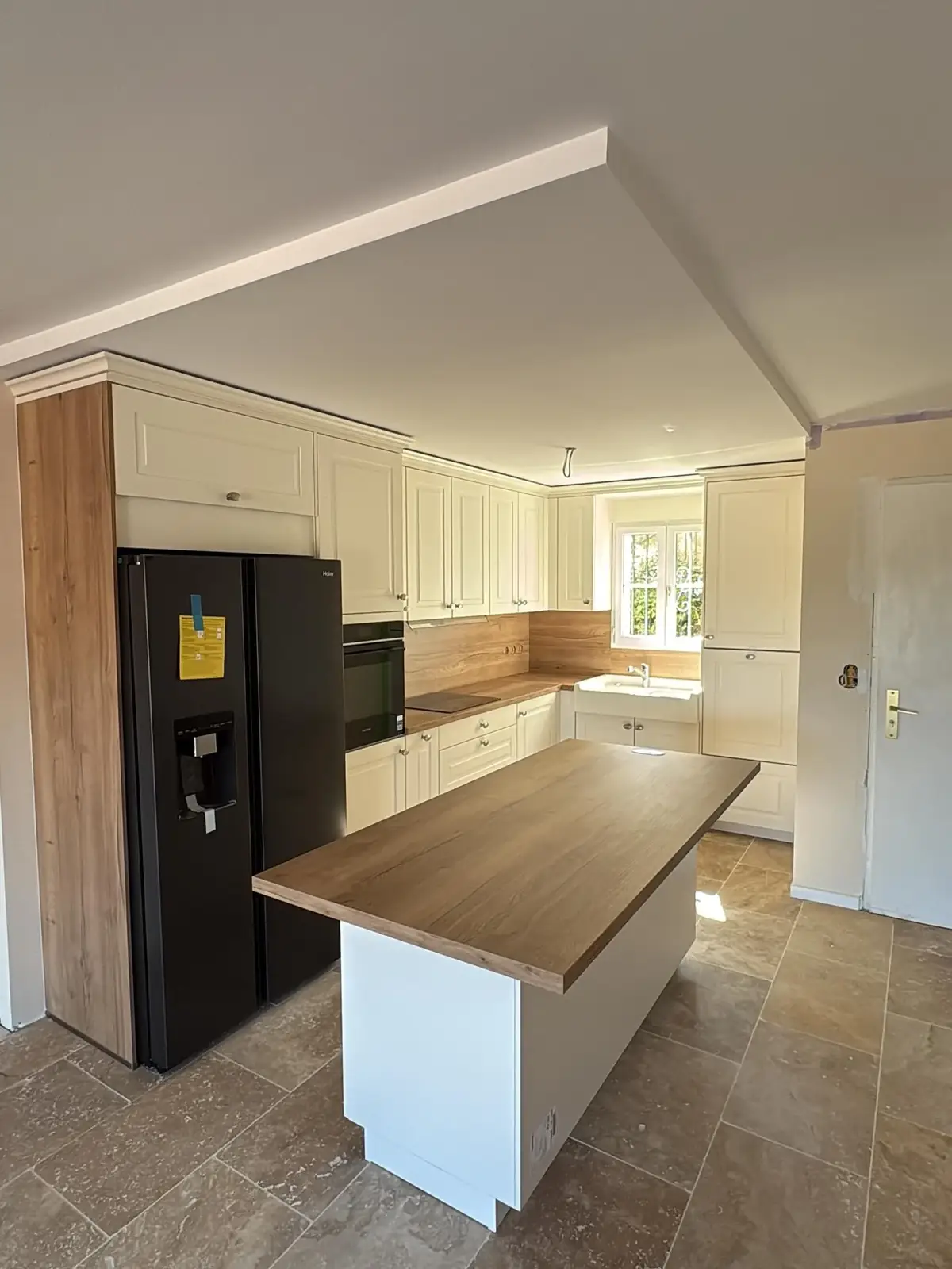 Rénovation maison complète cuisine, vue 2