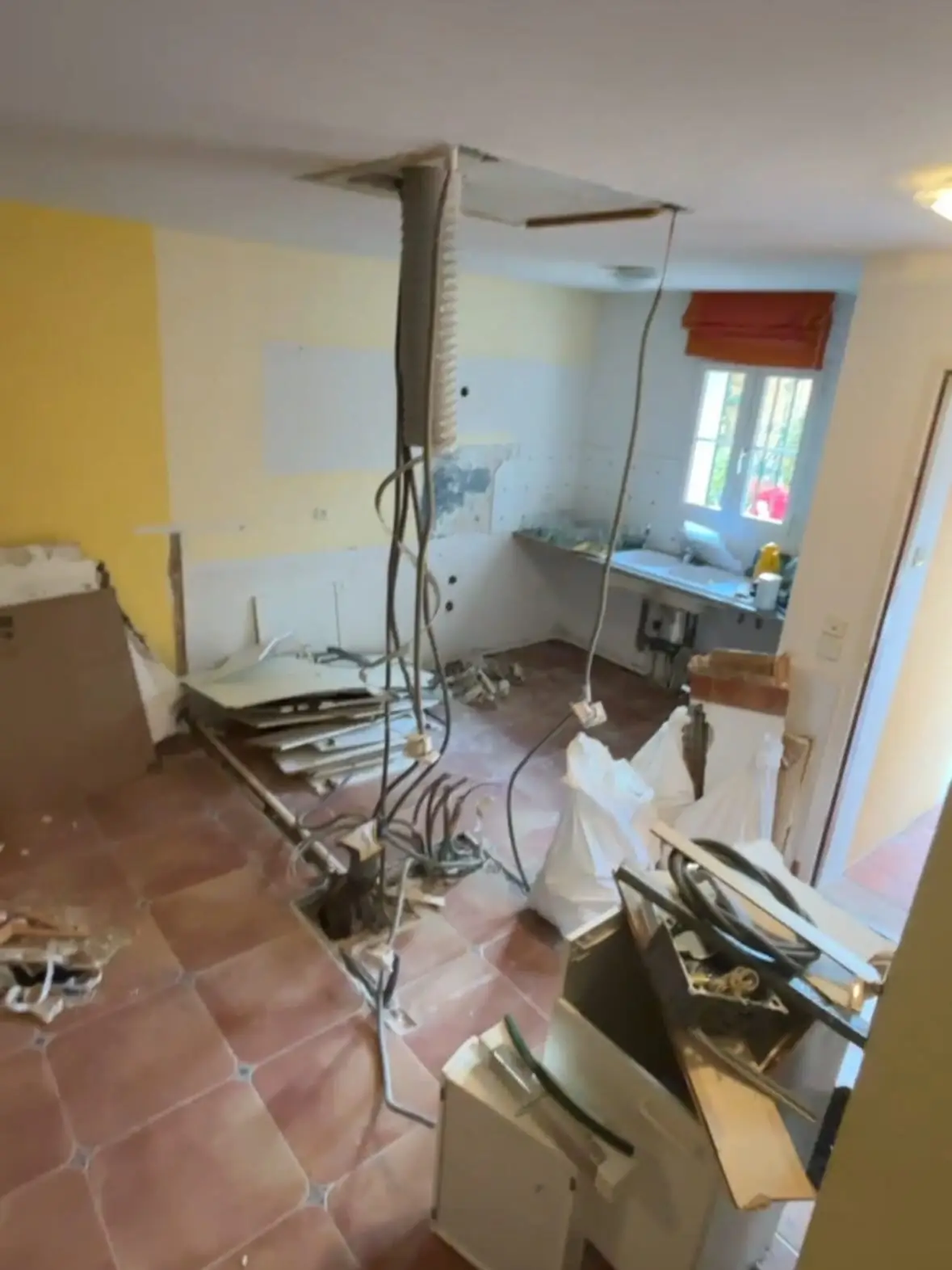 Rénovation maison complète cuisine, vue 3